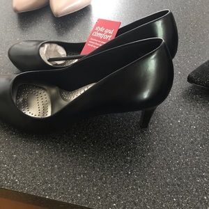 Extremely comfortable Karma Pump SIZE 11